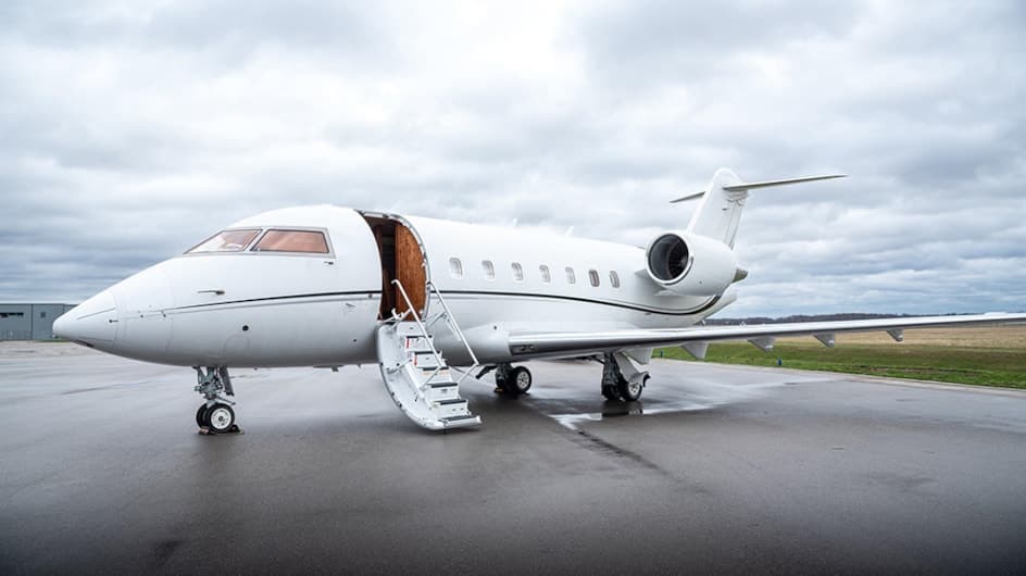 Challenger 604